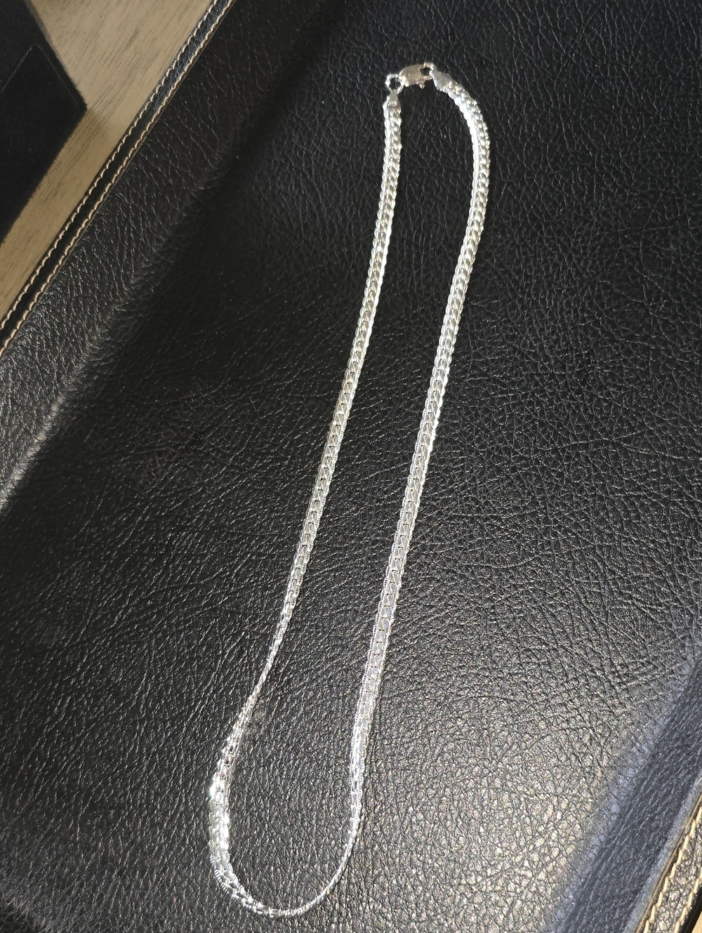 925 Sterling Silver 22" Diamond-Cut Chain Necklace | Titanium Secure Clasp